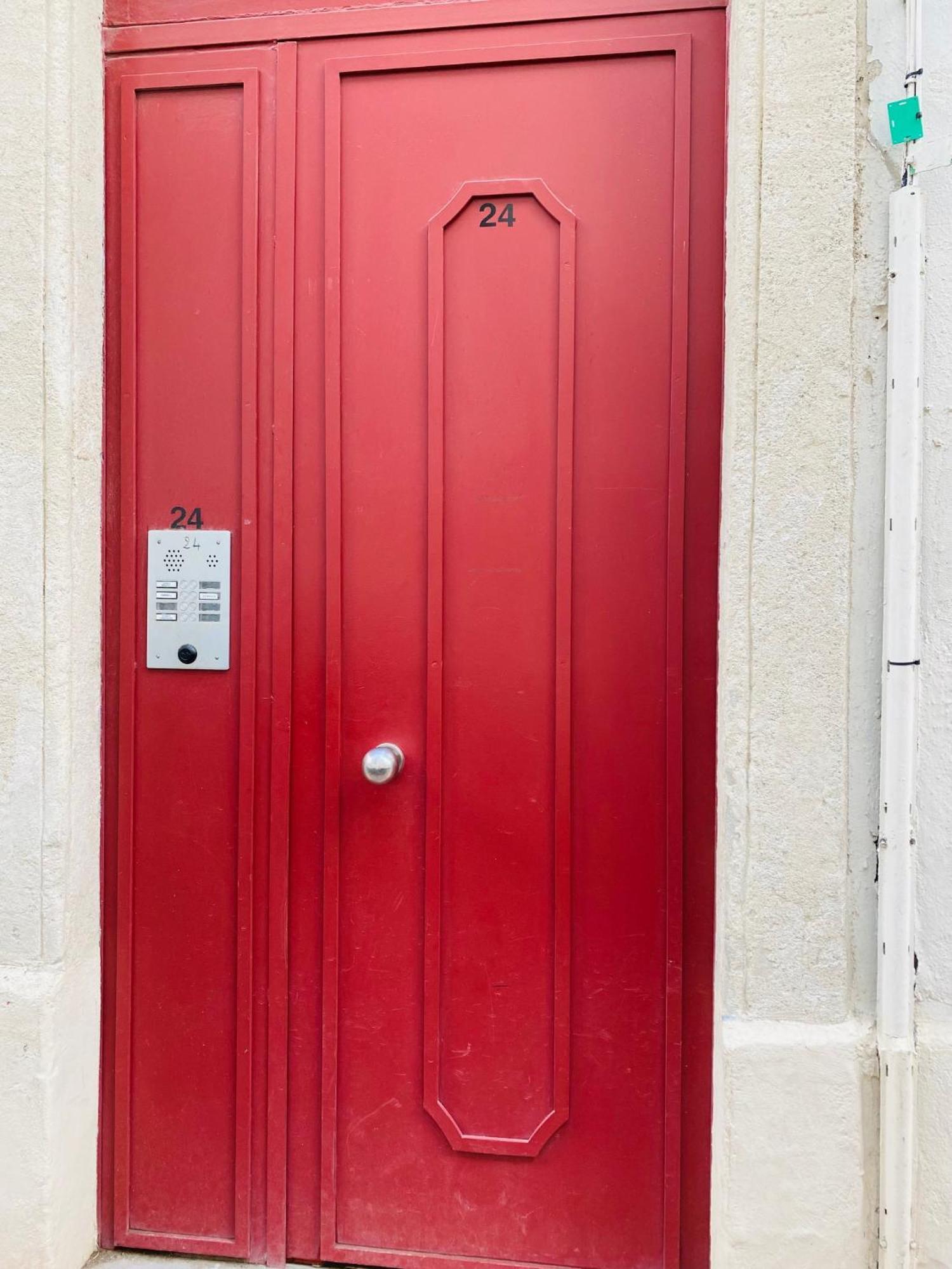 Douillet Et Coquet Appartement Climatise - Parking Prive Gratuit - Centre Монпелье Экстерьер фото