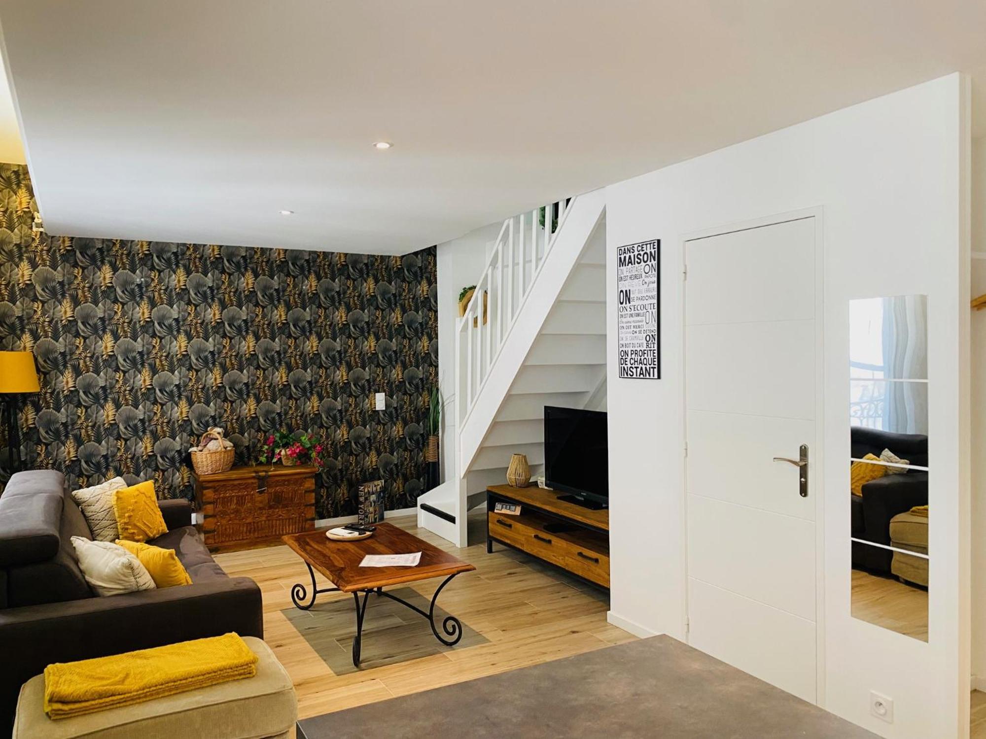 Douillet Et Coquet Appartement Climatise - Parking Prive Gratuit - Centre Монпелье Экстерьер фото