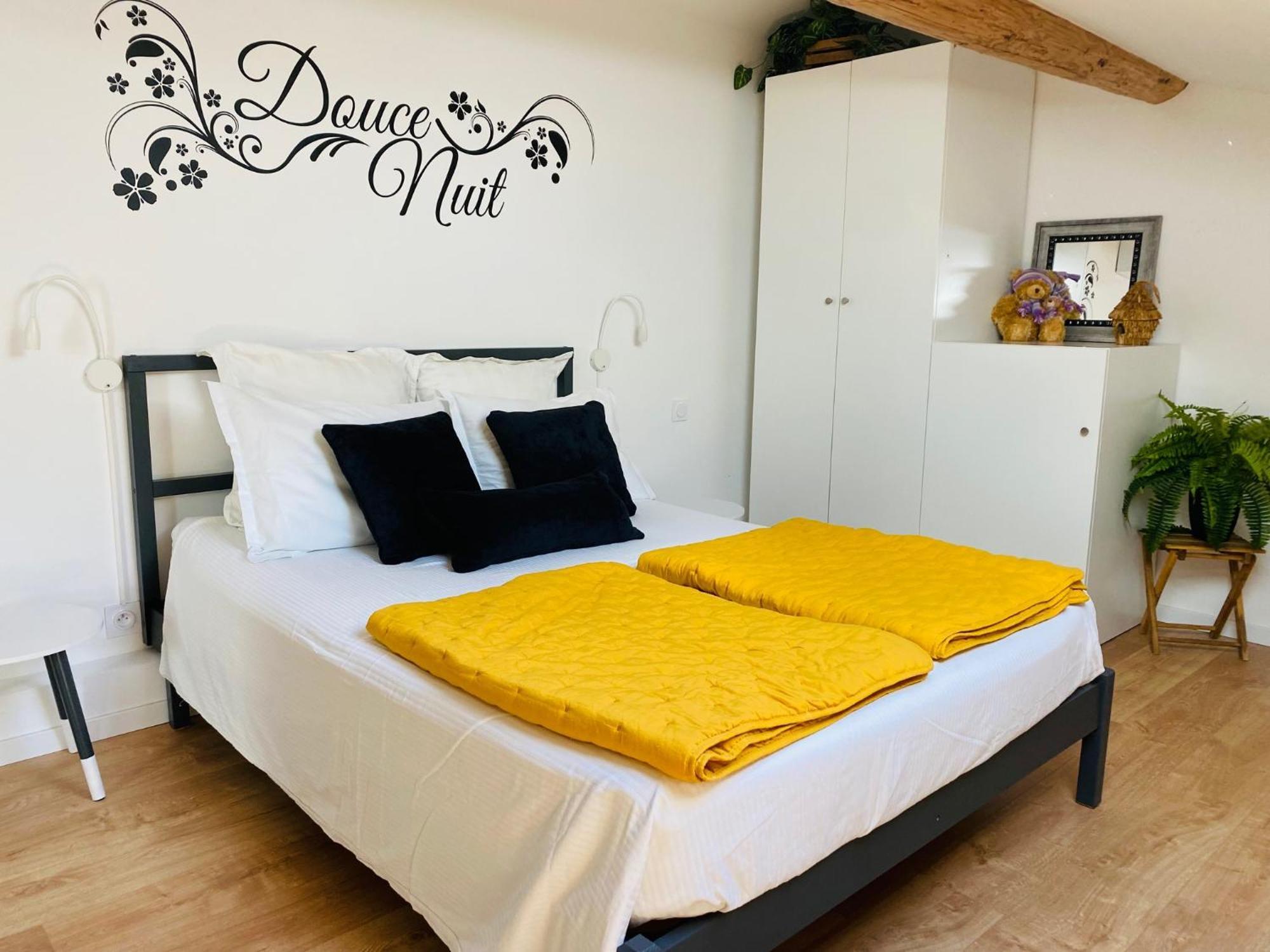 Douillet Et Coquet Appartement Climatise - Parking Prive Gratuit - Centre Монпелье Экстерьер фото